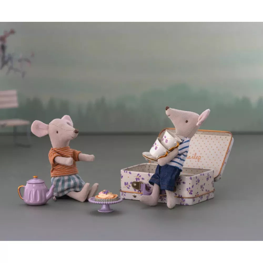 Esempio del Set da Tè Blue Madelaine Maileg