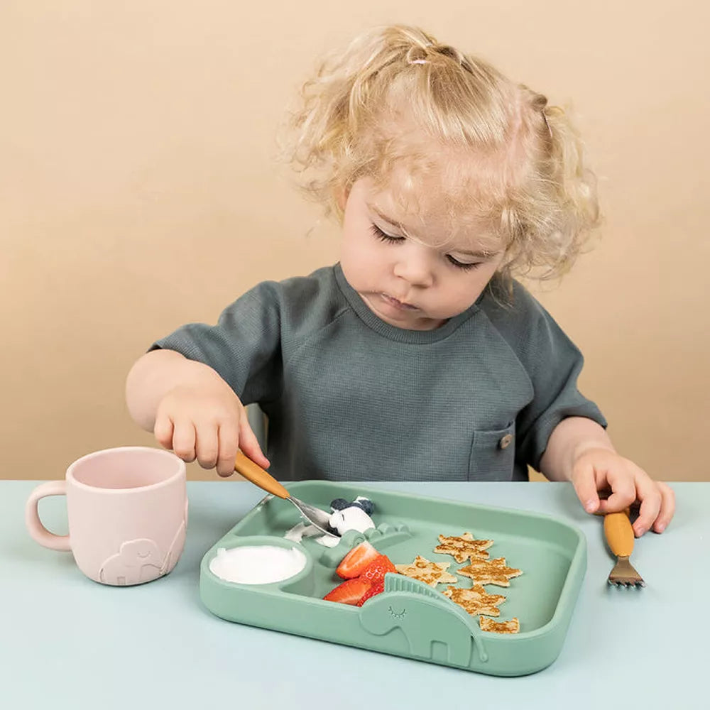 Piatto con Scomparti Peekaboo Done by Deer Verde con cibo