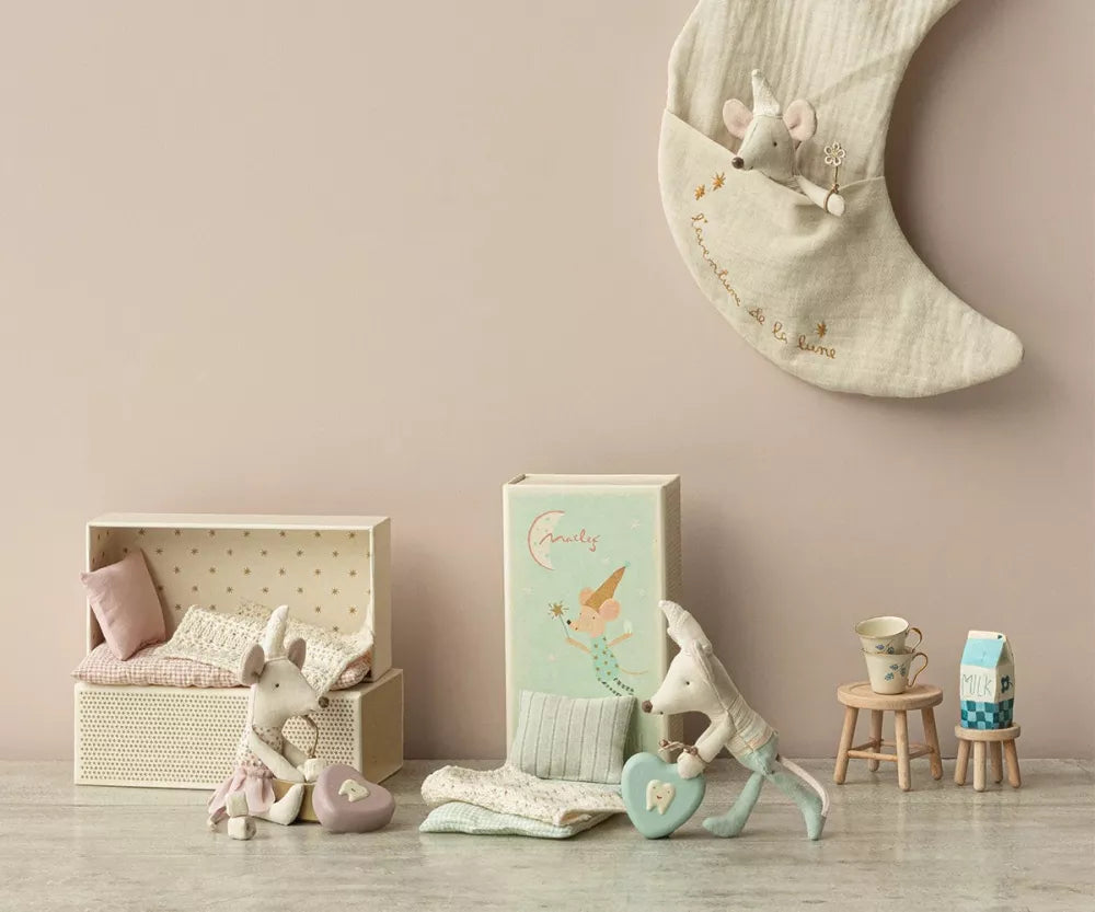 Esempio espositivo della Fatina dei Denti Rosa Maileg