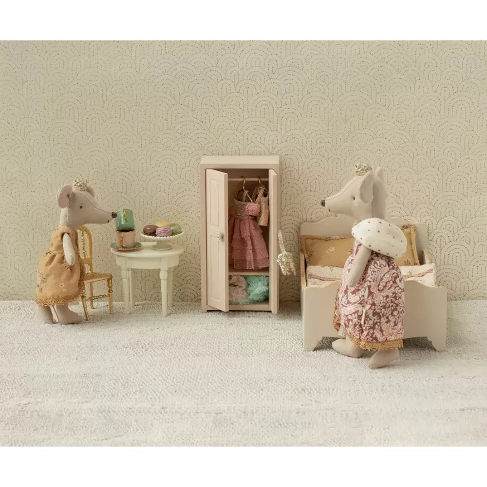 Esempio Topina Regina con Torre Maileg