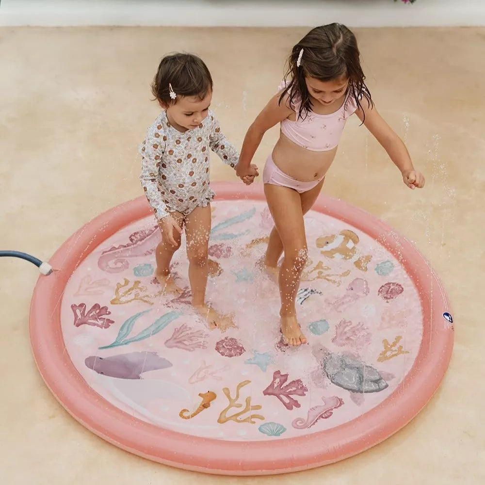 Bambine giocano sul Tappeto Mille Spruzzi Little Dutch Rosa