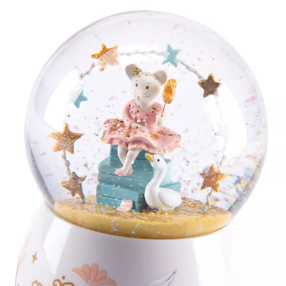 Dettaglio Palla di Neve Musicale Moulin Roty La Petite Ecole de Danse