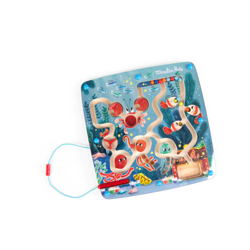 labirinto magnetico oceano con penna