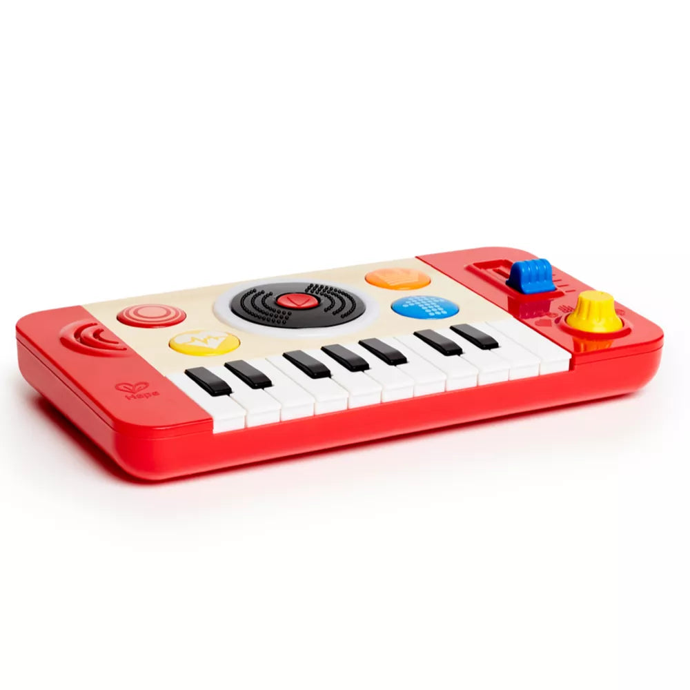 Studio DJ Mix & Spin Hape di lato