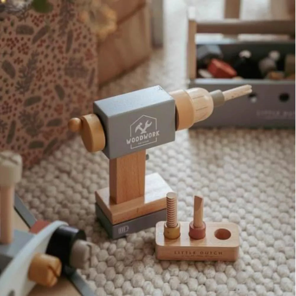 Esempio del Trapano Little Dutch con altri attrezzi