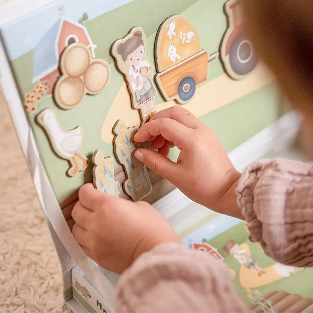 Dettaglio del Gioco Magnetico Little Dutch Little Farm