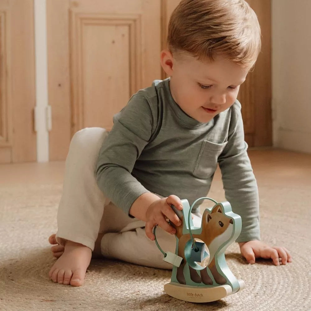 Looping Volpe Little Dutch bambino che gioca