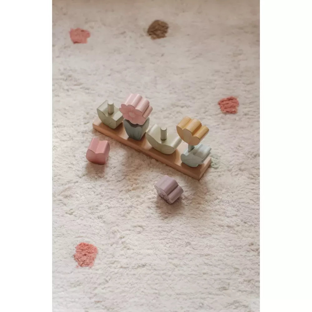 Fiori Impilabili Little Dutch sul tappeto