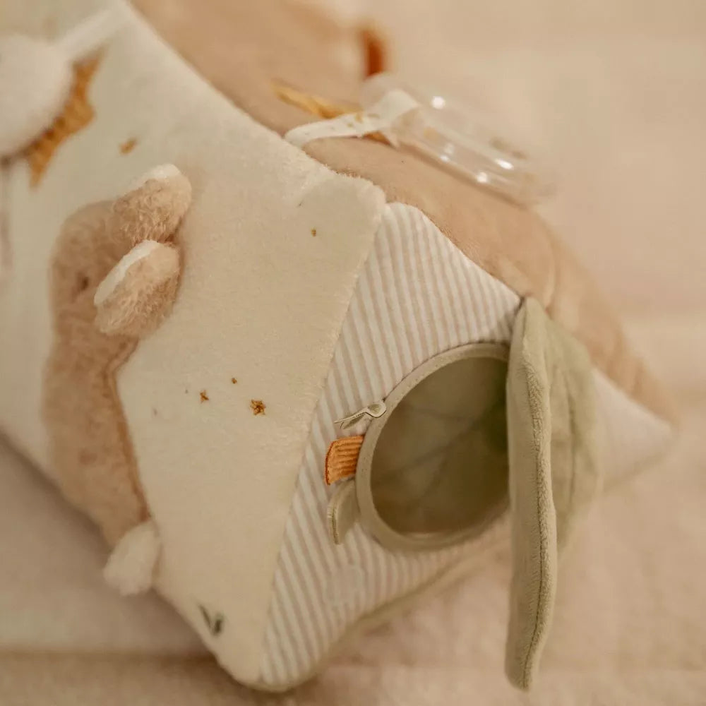 Dettaglio specchietto del Triangolo Multiattività Little Dutch Newborn Naturals
