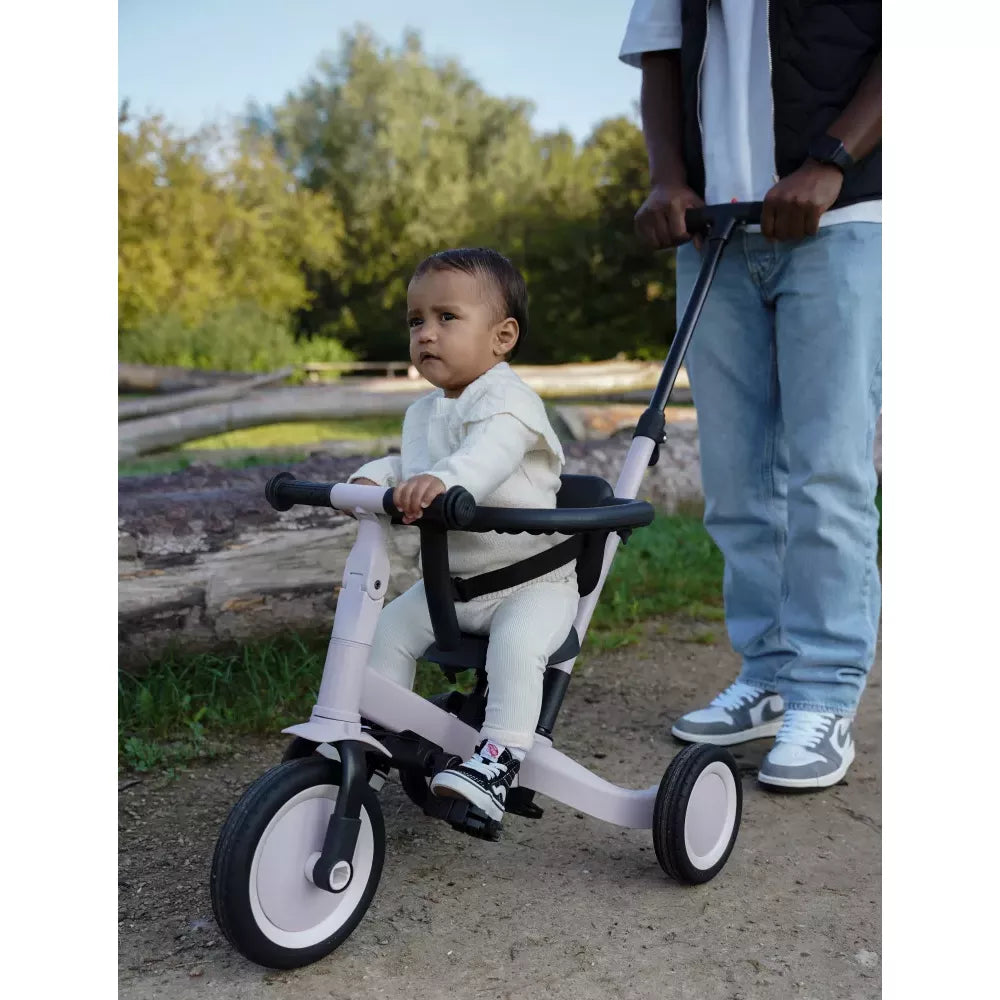 Bambino sul Triciclo Lio Trasformabile Topmark Lilla