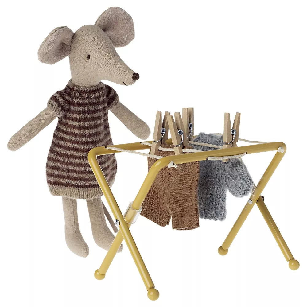 Stendibiancheria Topo Maileg con panni stesi e Topolina