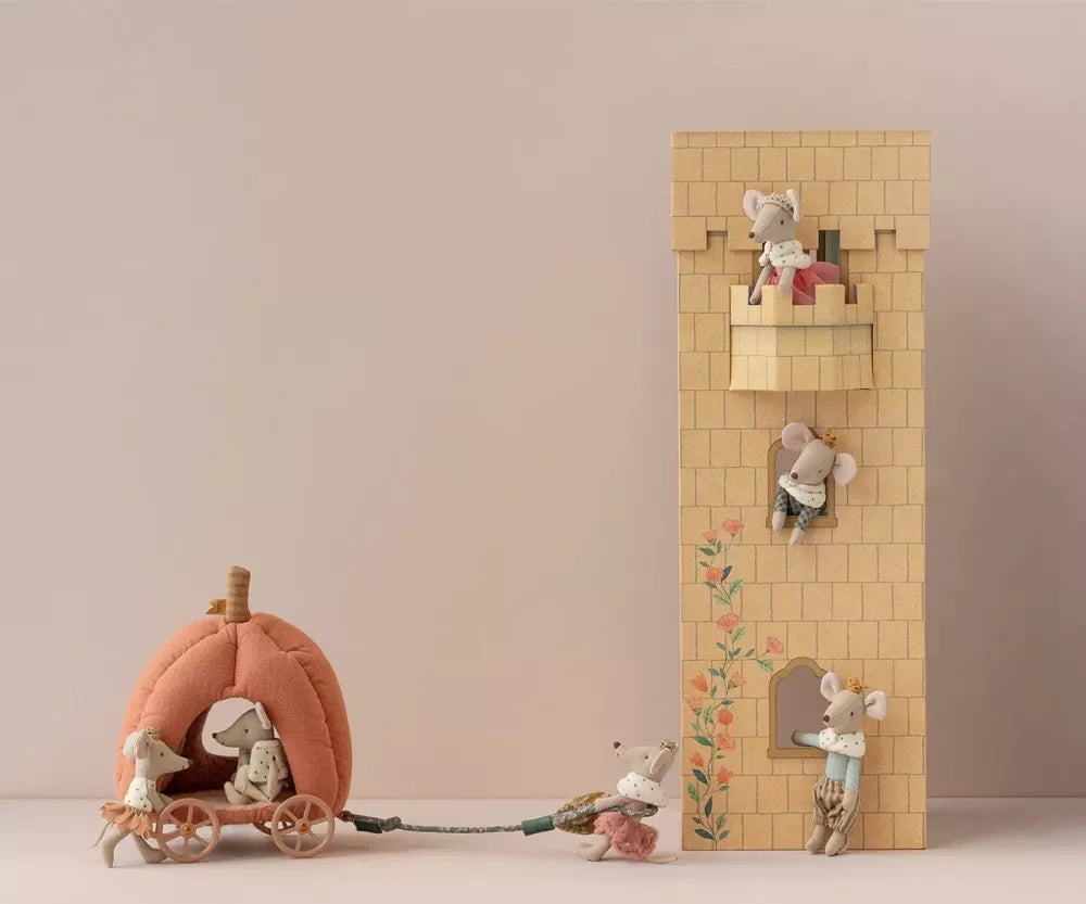 Carrozza Zucca per Topolini Maileg con Castello