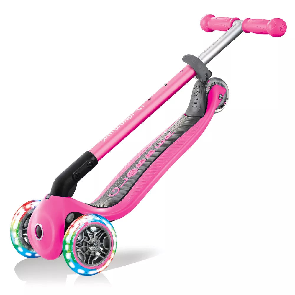 Monopattino Primo Foldable Lights Globber Fucsia chiuso