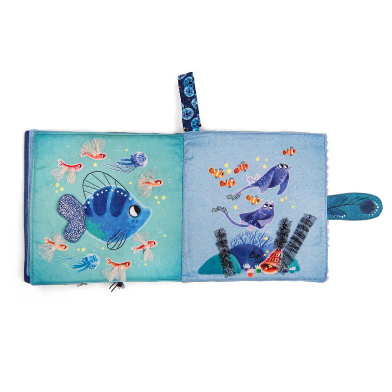 Pagine finali del Libro Attività in Stoffa Moulin Roty Les Aventures de Paulie