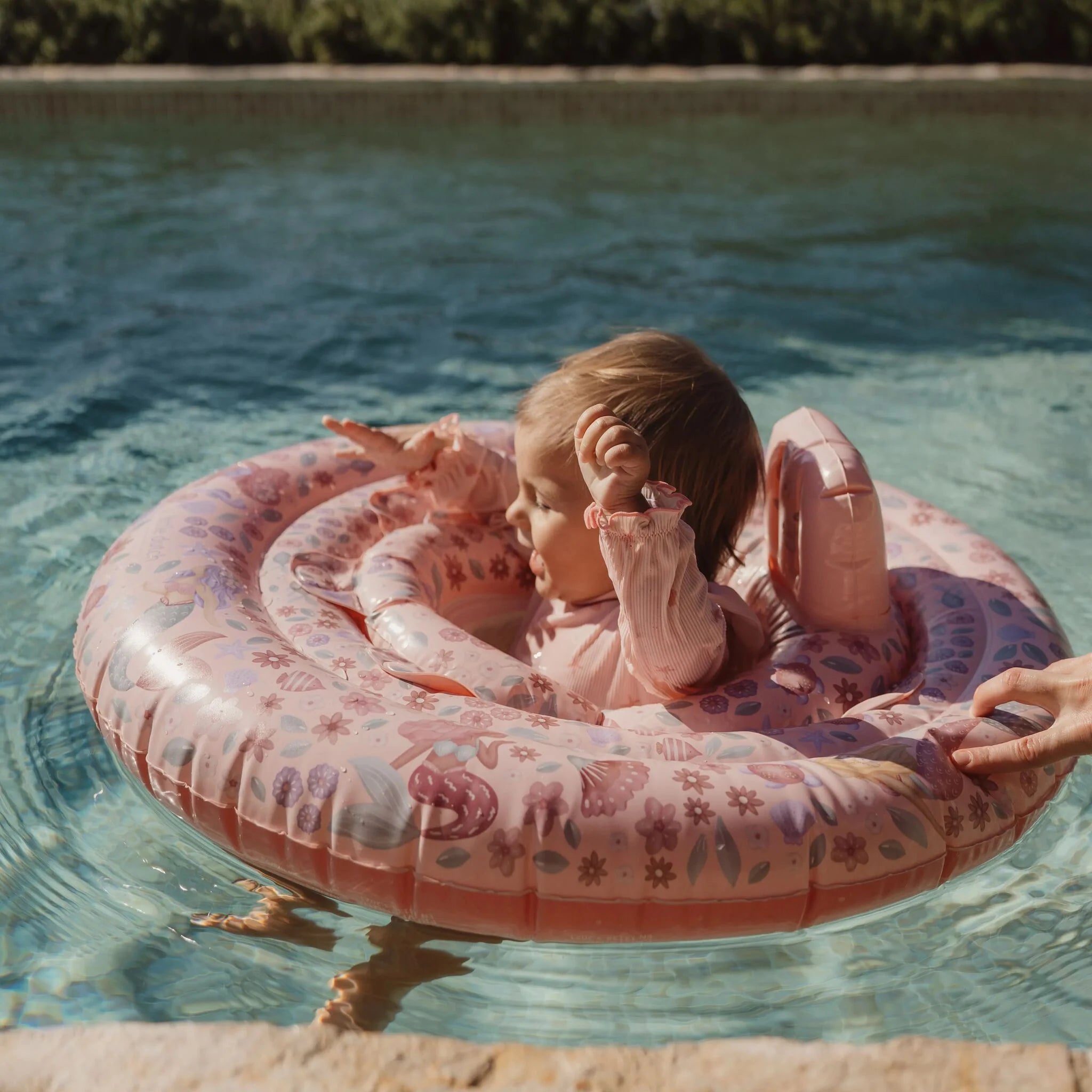 Bambina che nuota con la Ciambella per Bebè Little Dutch Dreamy Mermaid