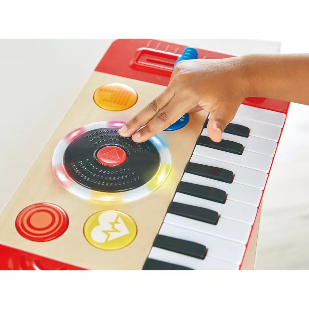 Dettaglio Luci dello Studio DJ Mix & Spin Hape