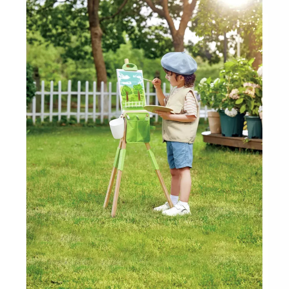 Bambino disegna con il Cavalletto Portatile in Bambù Hape