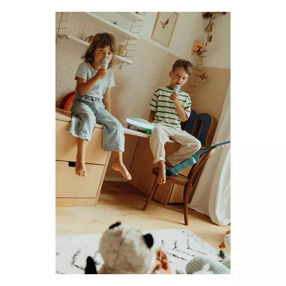 Bambini cantano con il Karaoke per Bambini  Portatile Kidywolf