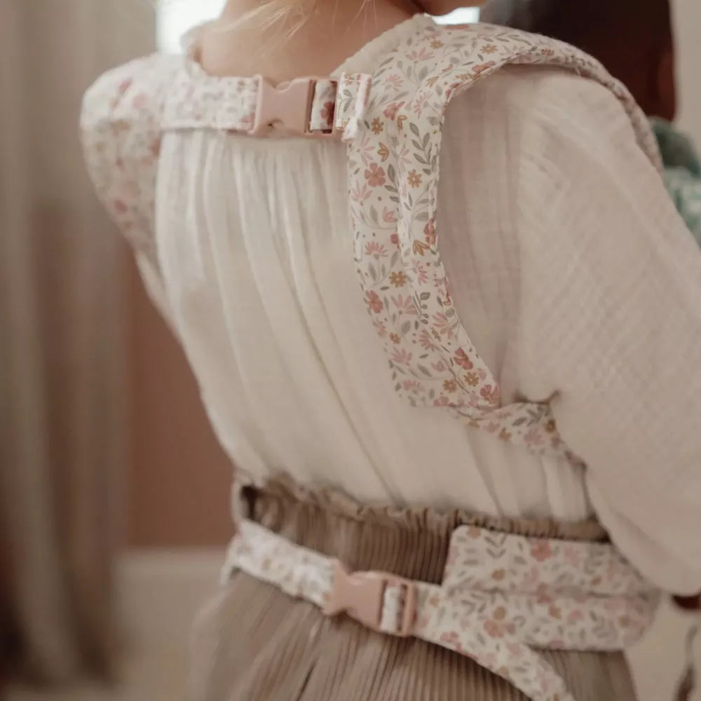 Esempio chiusura Marsupio per Bambole Little Dutch