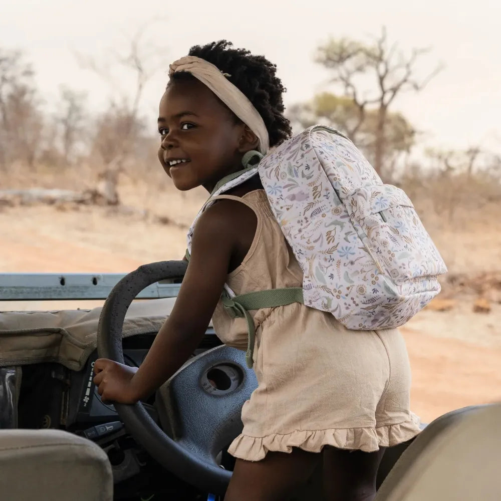 Zainetto Safari Friends Little Dutch Indossato da Bambina