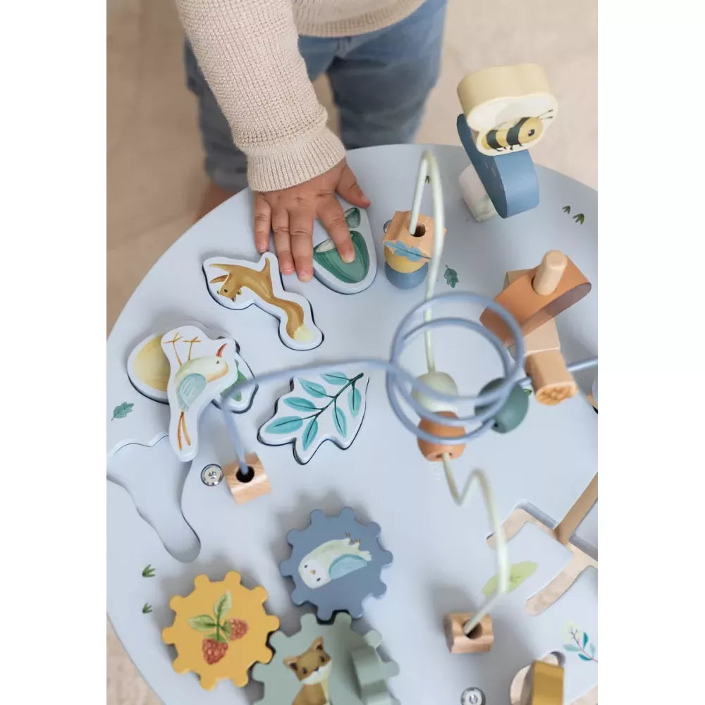 Esempio di gioco con il Tavolo Attività Forest Friends Little Dutch