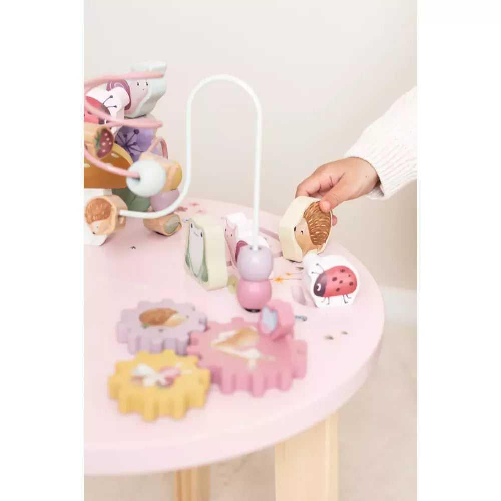 Esempio di gioco con il Tavolino Multiattività Little Dutch Fairy Garden